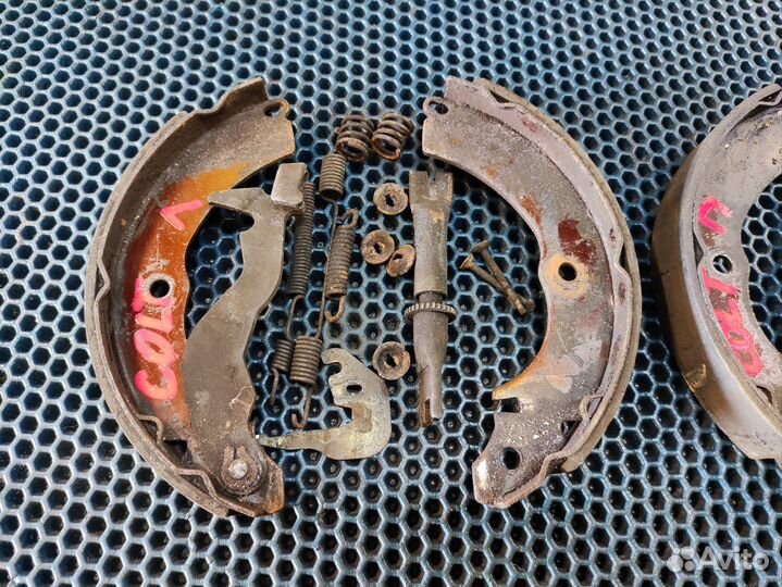 Механизм ручника mitsubishi colt z25