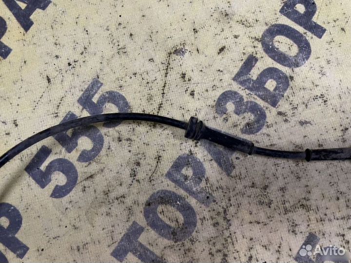 Датчик ABS задний правый Nissan Primera P12