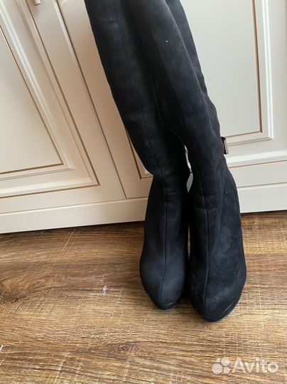 Женские сапоги