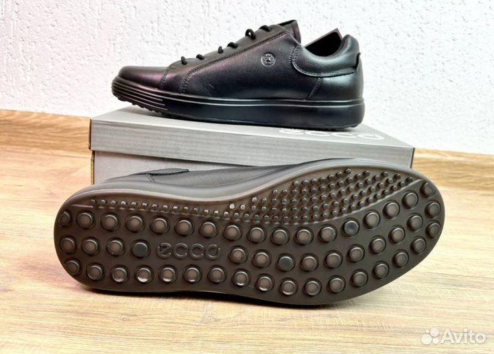 Кроссовки Ecco универсальные