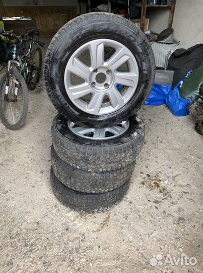 Pirelli Ice Zero 195/65 R15