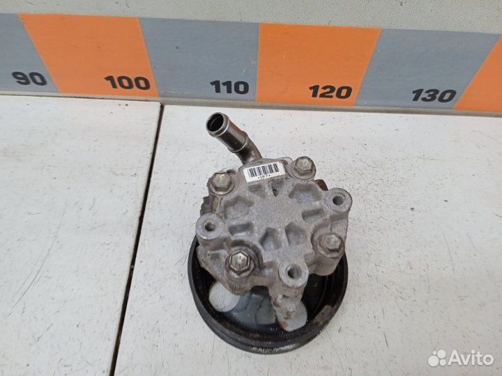 Насос гидроусилителя Chevrolet Trailblazer 2 2.8