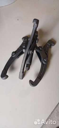 Съемник 3-лапый