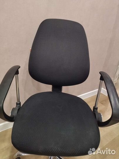 Компьютерное кресло б/у