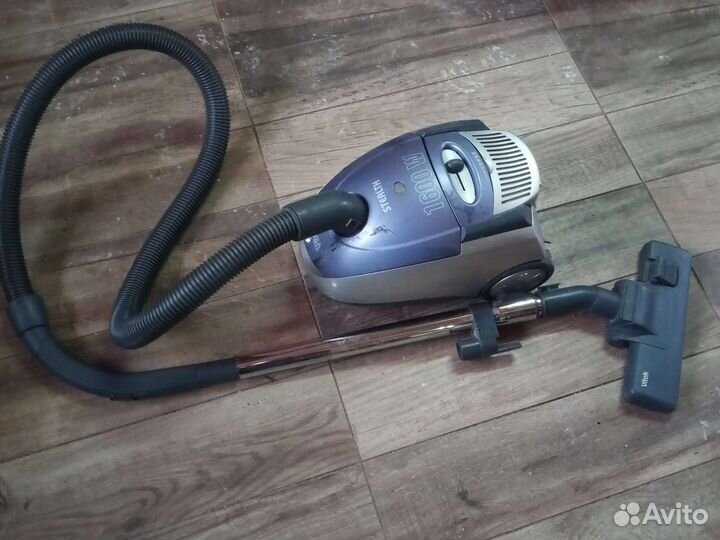 Пылесос Vitek