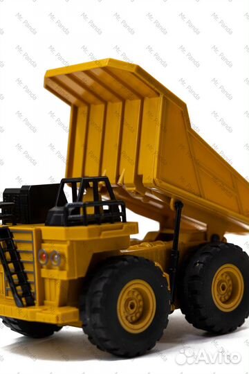 Машина самосвал на радиоуправлении