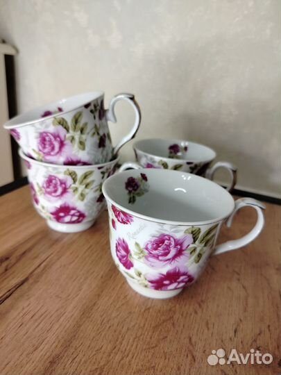 Набор чашек