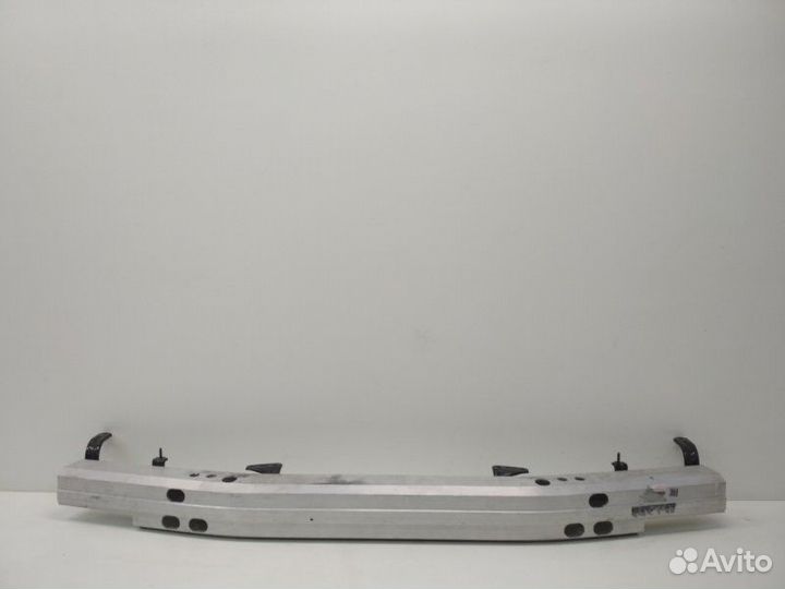 Усилитель бампера передний Toyota Land Cruiser 200