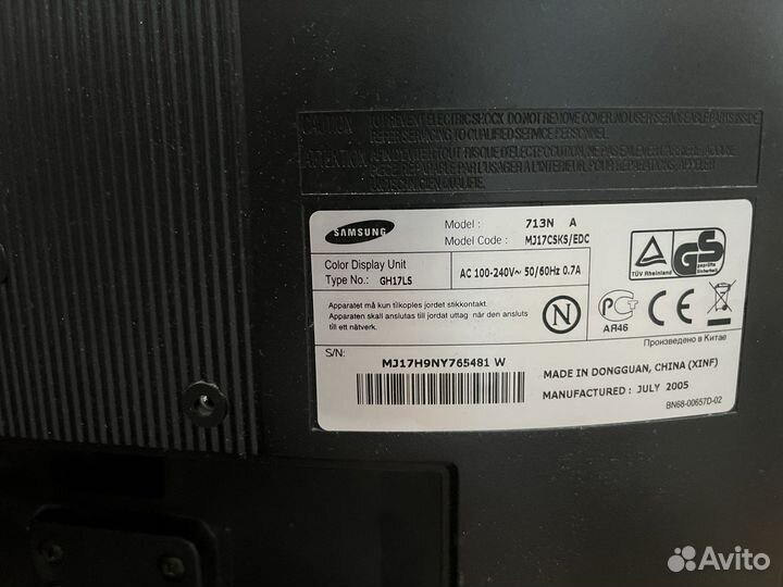 Монитор Samsung syncmaster 713n