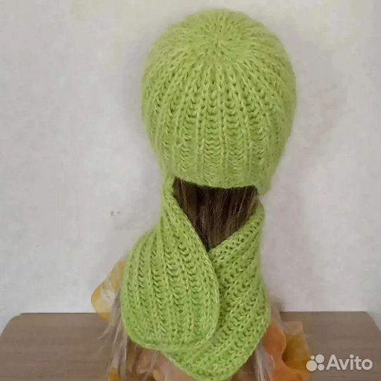 Шапка с ушками женская