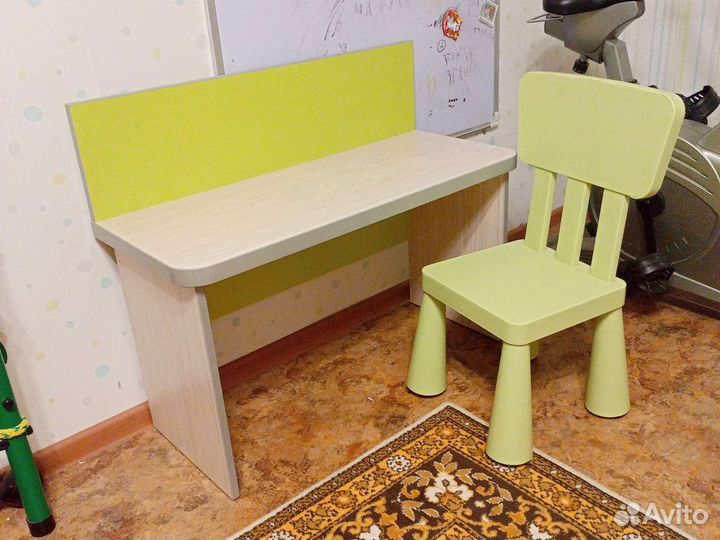 Детский стол и стул IKEA