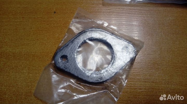 Прокладка выпускного коллектора Cummins M11332894