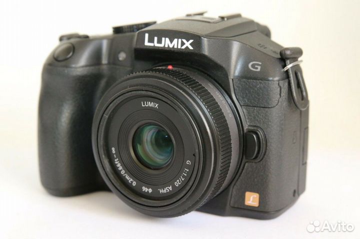 Panasonic Lumix dmc g6 + 14-42 + 20mm + и другие