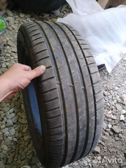 Michelin Pilot Sport 4 SUV 235/60 R18