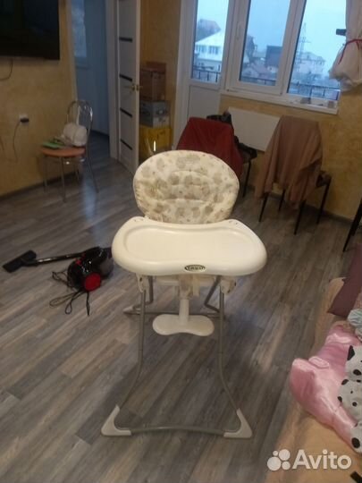 Детский стульчик для кормления
