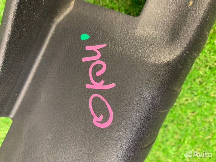 Накладка замка багажника задняя Honda Cr-V RE4