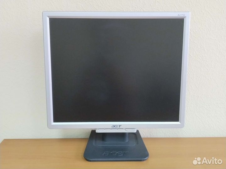 Монитор Acer 17