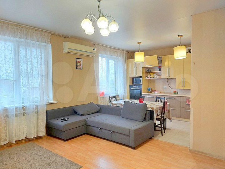 3-к. квартира, 70 м², 3/3 эт.