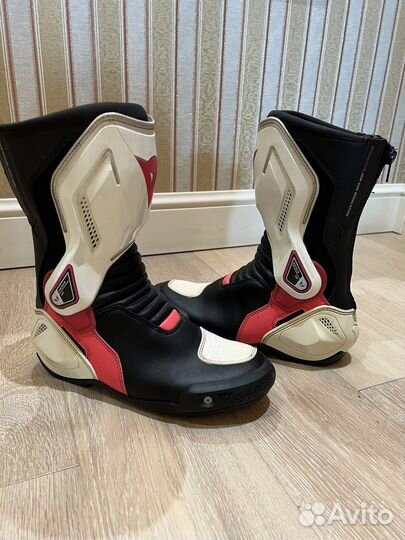 Мотоботы dainese 38, мотошлем AGV K5 XS