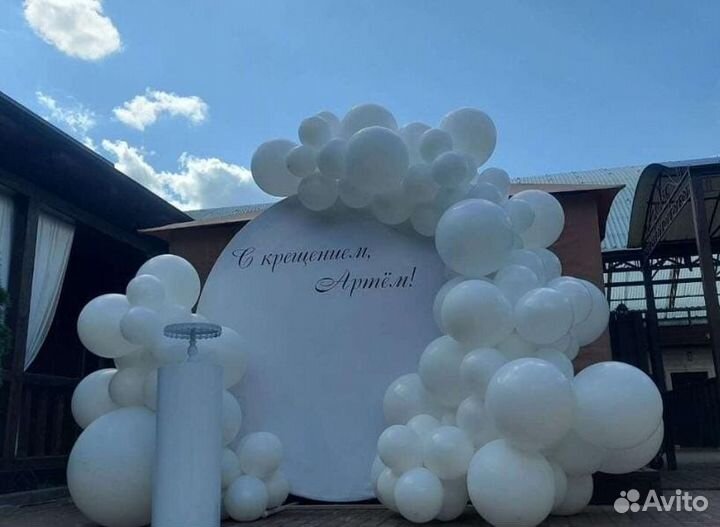 Фотозона с цветами, круглая, с мольбертом