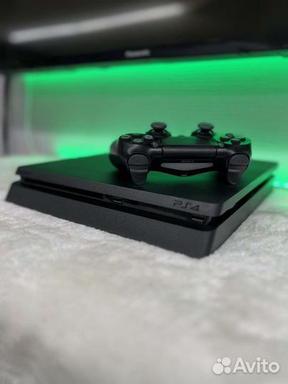 Sony Playstation 4 Slim 1 TB (На Гарантии)