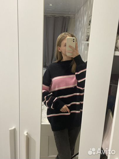 Свитер женский