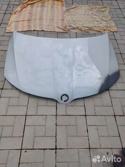 Капот Шкода рапид 1