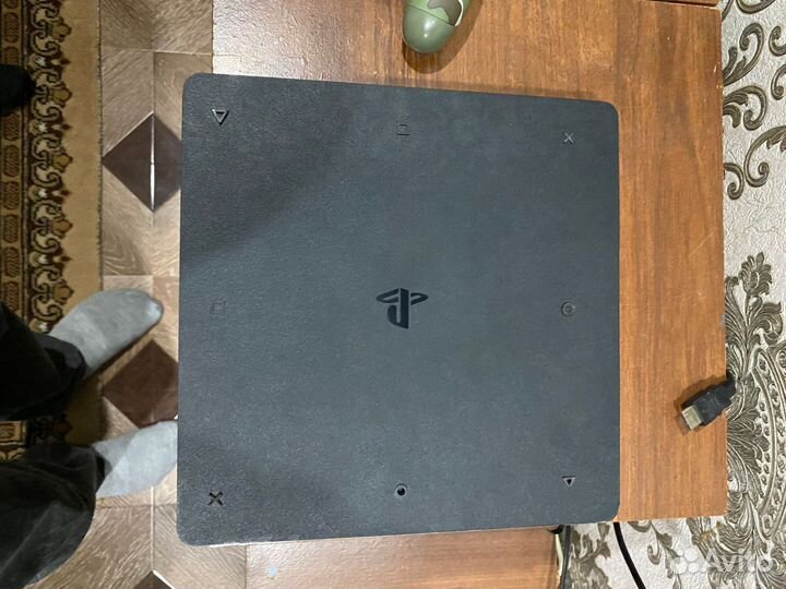 Sony playstation 4 slim 1tb 2 геймпада