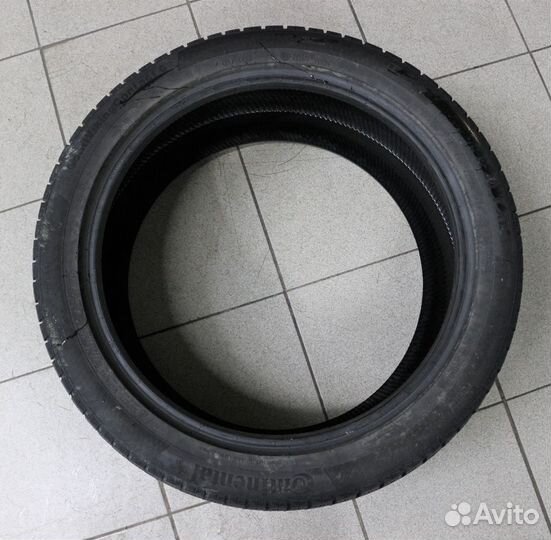 Continental ContiVikingContact 6 275/40 R20