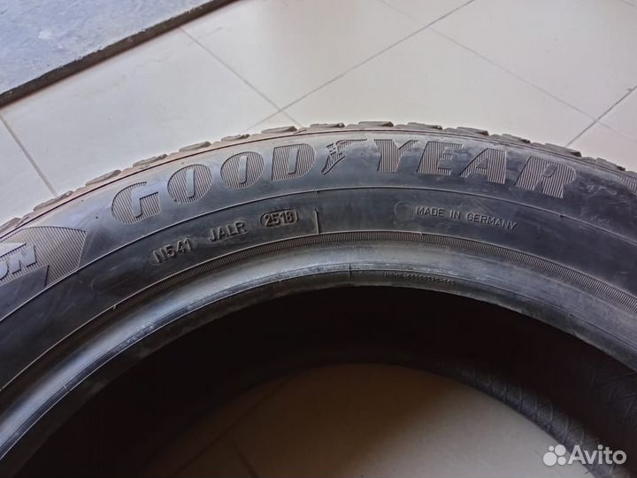 Goodyear Ultragrip Ice Arctic 225/60 R17 103T