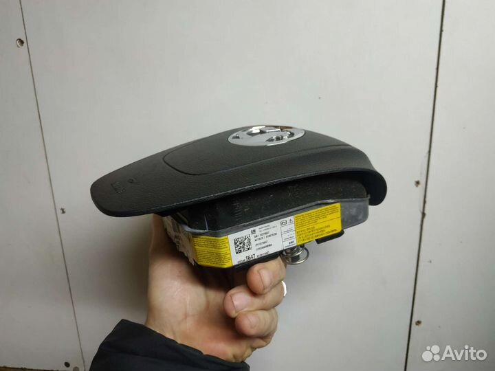 Подушка в Руль аэрбег Опель Инсигния