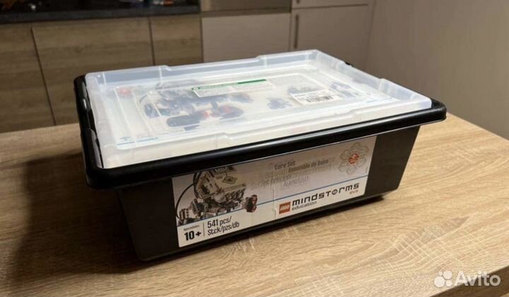 Lego Базовый набор + аккумулятор