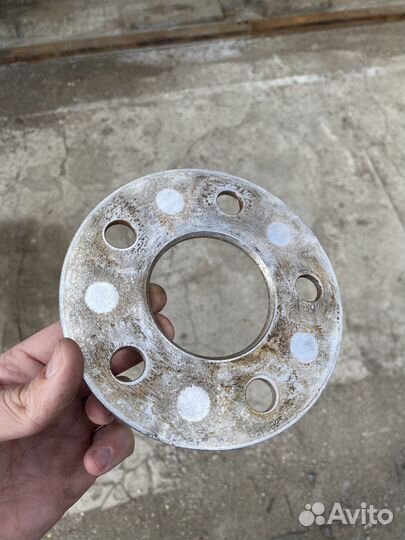 Проставки колесные 8мм 5х110