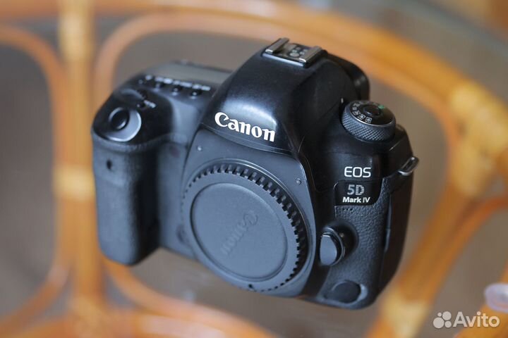 Canon eos 5D mark iv body