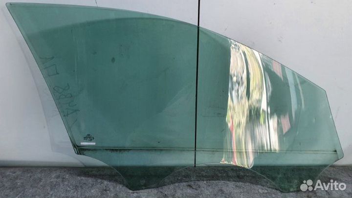 Стекло двери переднее левое Audi A4 8K2 2010