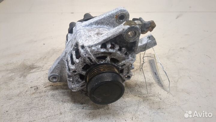 Генератор Toyota Yaris, 2012