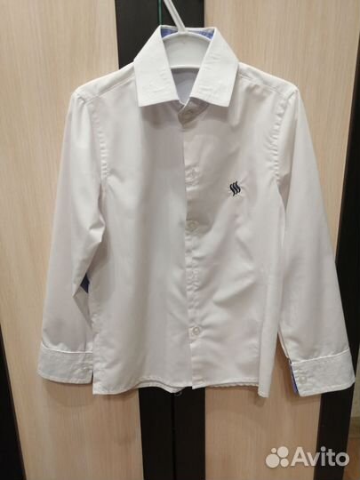 Рубашка белая на мальчика 110р