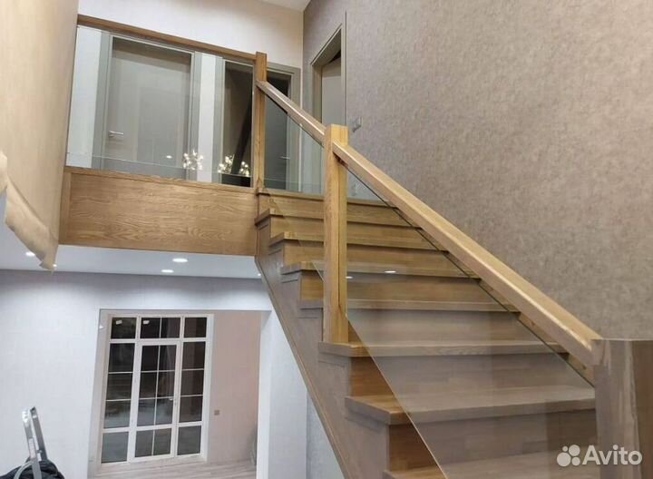 Лестница на второй этаж LST-2194