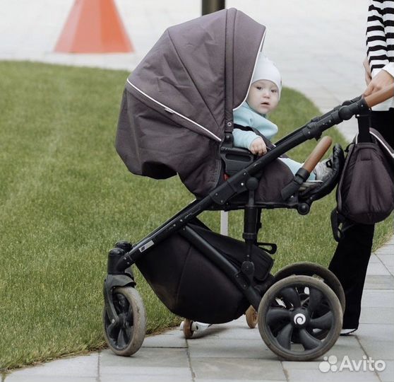 Коляска 2 в 1