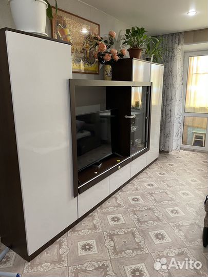 Стенка в гостиную бу