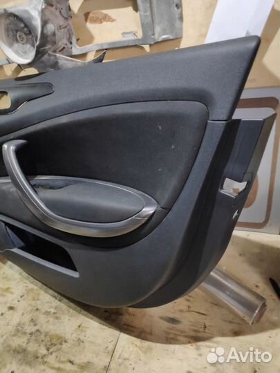 Обшивка двери Citroen C5