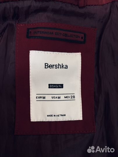 Женская ветровка Bershka бордовая 42-44