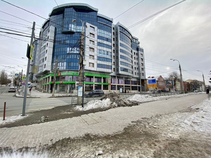 Современный офис в стиле лофт на набережной