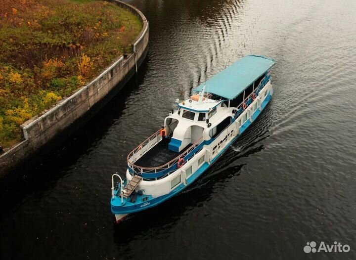 Теплоход пассажирский 