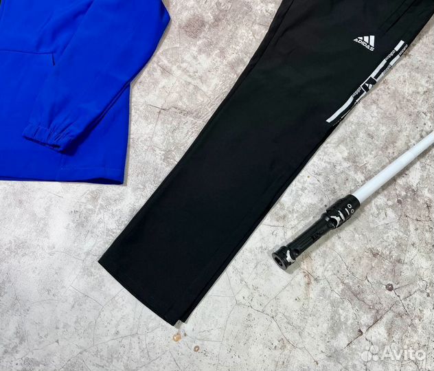 Спортивные костюмы Adidas