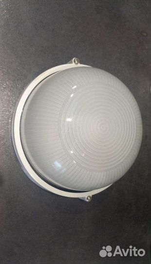 Светильник настенный влагозащищенныйнпп 1301