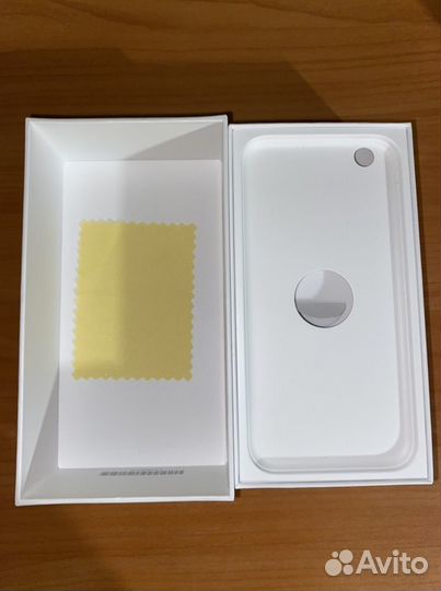 Коробка для iPhone 6S