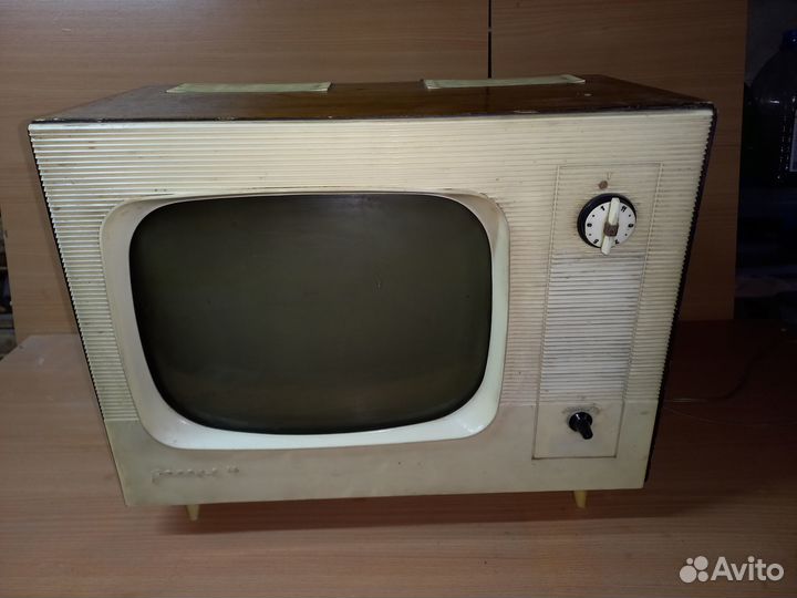 Телевизор ретро