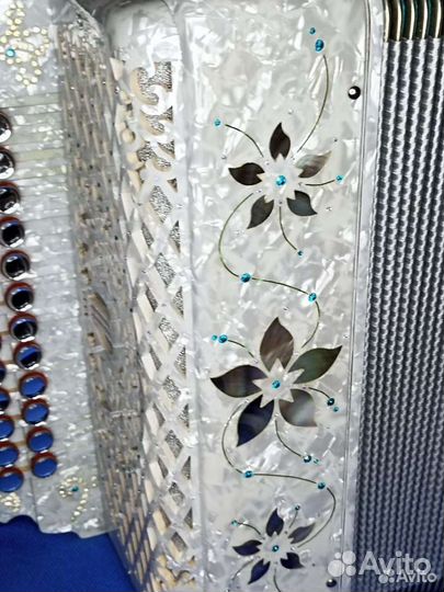 Концертная мастеровая тульская гармонь