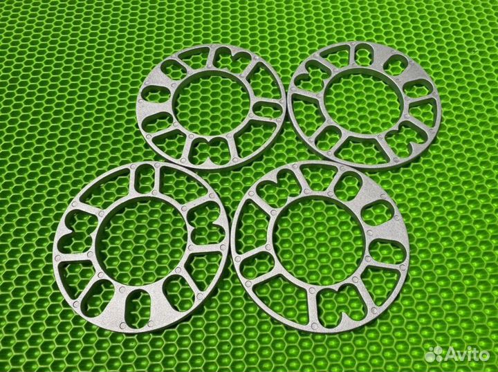 Проставки колесные универсальные 8 мм